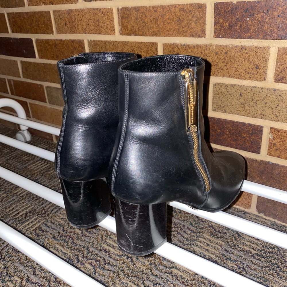 Burberry leather boots - Picture 6 of 8